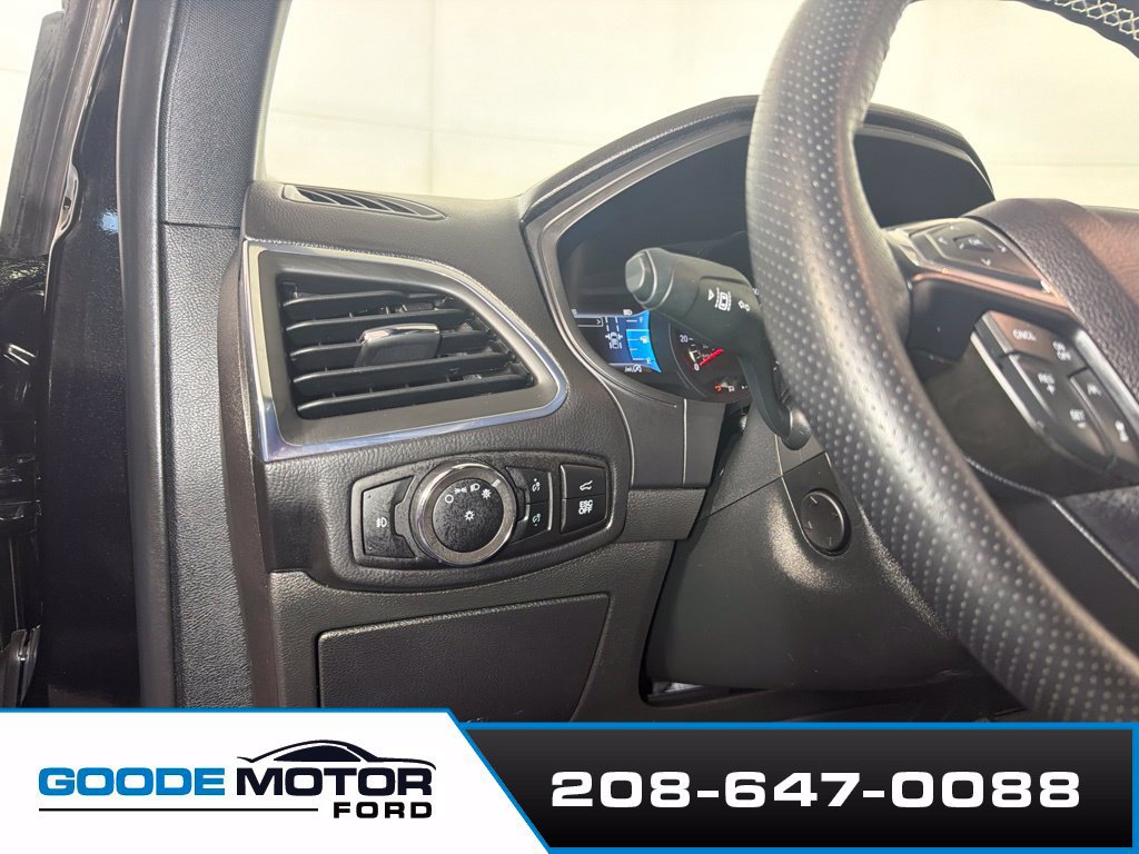 Used 2024 Ford Edge ST w/ Equipment Group 401A AWD/4WD image 13