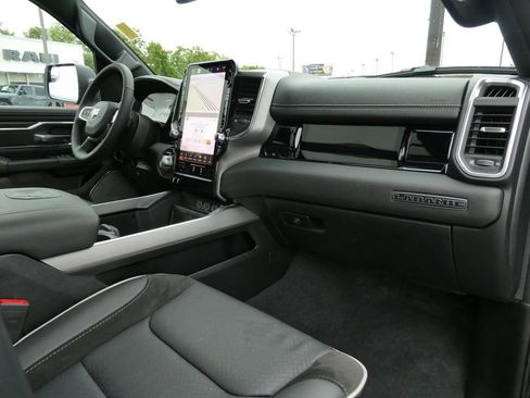 Used 2025 RAM 1500 Laramie w/ Night Edition AWD/4WD image 23