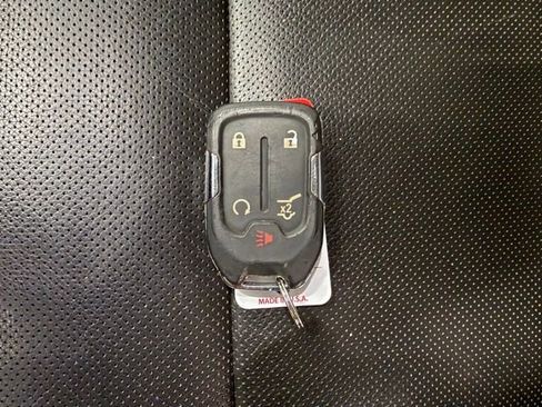 Used 2019 GMC Acadia SLT image 25