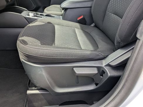 Used 2025 Ford Escape Active AWD/4WD image 14