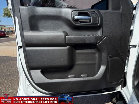 Used 2023 GMC Sierra 1500 Pro w/ Graphite Edition AWD/4WD image 17