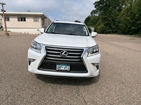 Used 2015 Lexus GX 460 w/ Premium Package AWD/4WD image 11