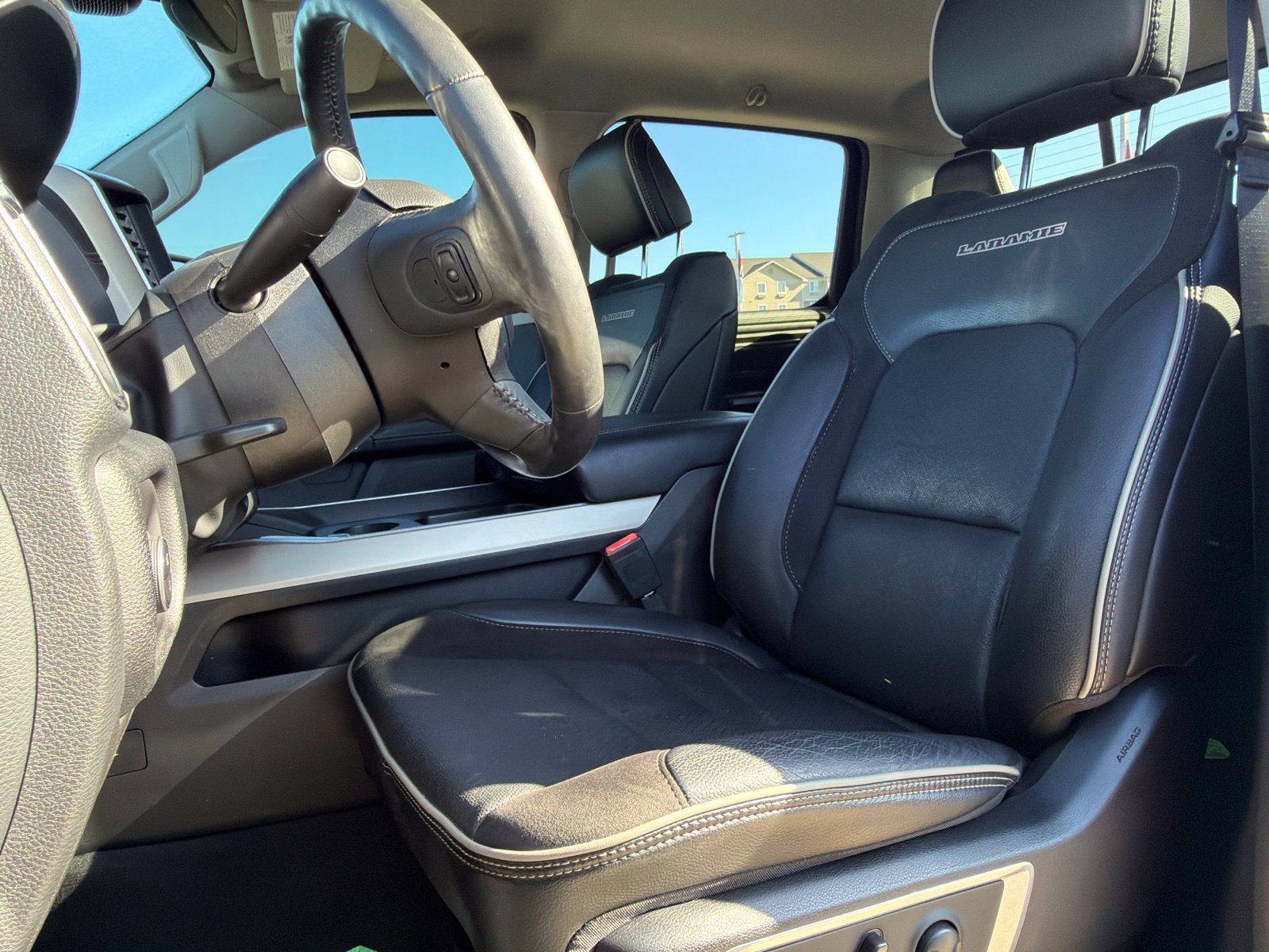 Used 2022 RAM 1500 Laramie RWD image 8
