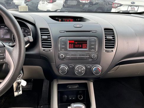 Used 2014 Kia Forte LX w/ Popular Package image 21