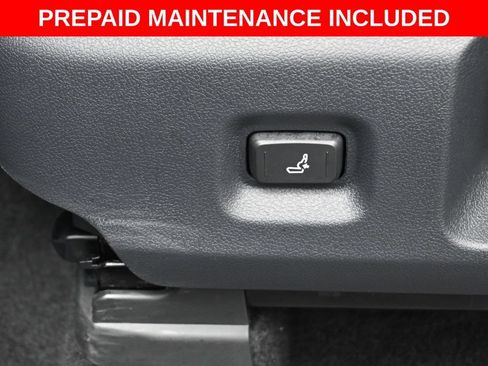 Certified 2025 Toyota Tacoma TRD Sport AWD/4WD image 10