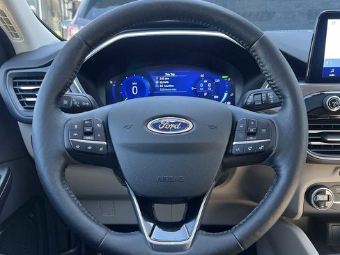 Used 2020 Ford Escape Titanium w/ Titanium Premium Package 2.0 image 31