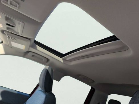 New 2025 Ford Maverick XLT w/ XLT Luxury Package image 11