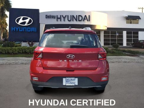 Certified 2023 Hyundai Venue SEL FWD image 5