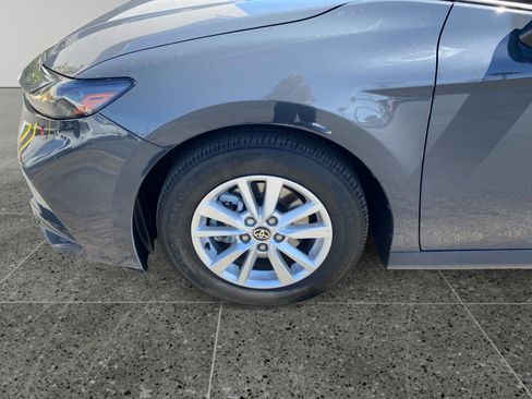 Used 2025 Toyota Camry LE w/ Convenience Package FWD image 14