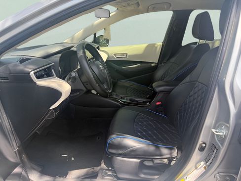 Used 2021 Toyota Corolla LE FWD image 9