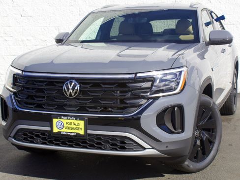 New 2026 Volkswagen Atlas Cross Sport SE AWD/4WD image 3