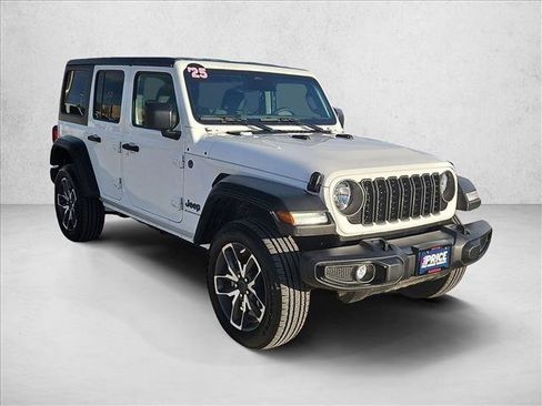 Used 2025 Jeep Wrangler Sport S image 3