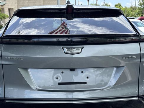 Used 2025 Cadillac Lyriq Luxury w/ LPO, Floor Liner Package AWD/4WD image 10