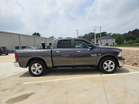 Used 2017 RAM 1500 Lone Star RWD image 9
