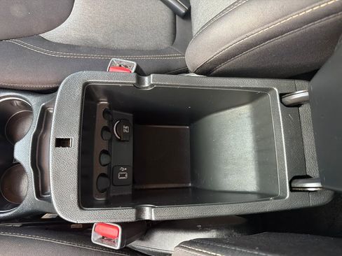 Used 2018 Jeep Cherokee Latitude image 42