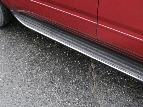 Used 2017 Chevrolet Suburban Premier image 13