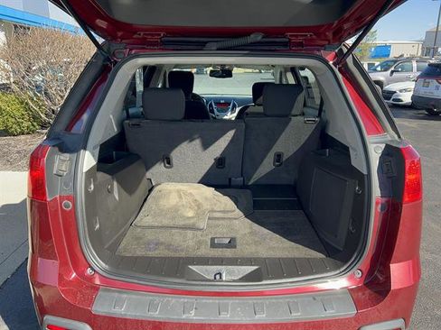 Used 2010 GMC Terrain SLE image 9