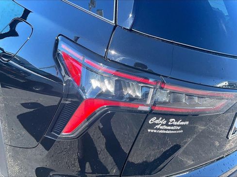 Used 2026 Chevrolet Equinox LT FWD image 29