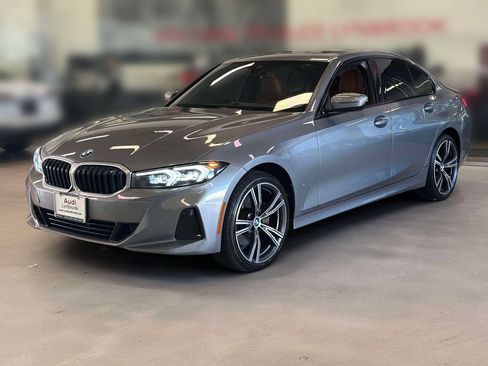 Used 2023 BMW 330i xDrive Sedan w/ Driving Assistance Package AWD/4WD image 3