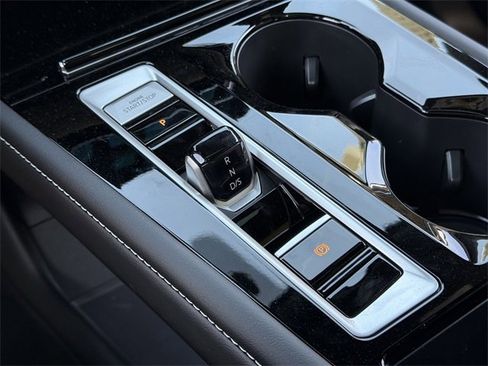 New 2026 Volkswagen Atlas Cross Sport SE image 16