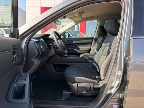 Used 2026 Nissan Pathfinder S AWD/4WD image 13