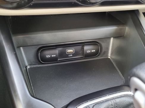 Used 2023 Kia Soul LX image 27