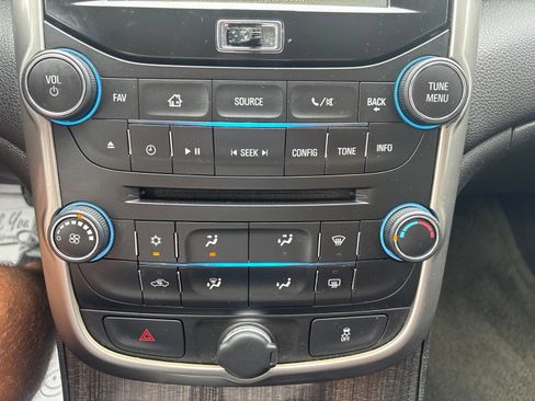 Used 2015 Chevrolet Malibu LT w/ Power Convenience Package FWD image 25