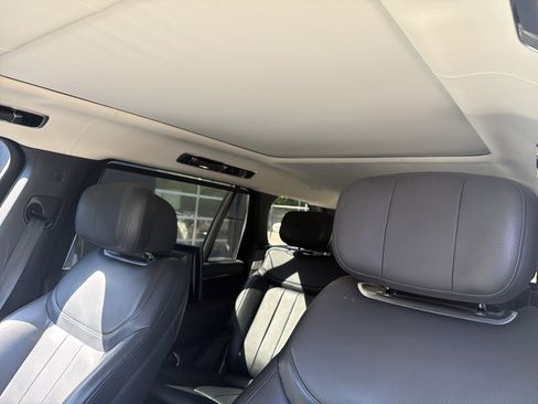Used 2024 Land Rover Range Rover Long Wheelbase Autobiography AWD/4WD image 16