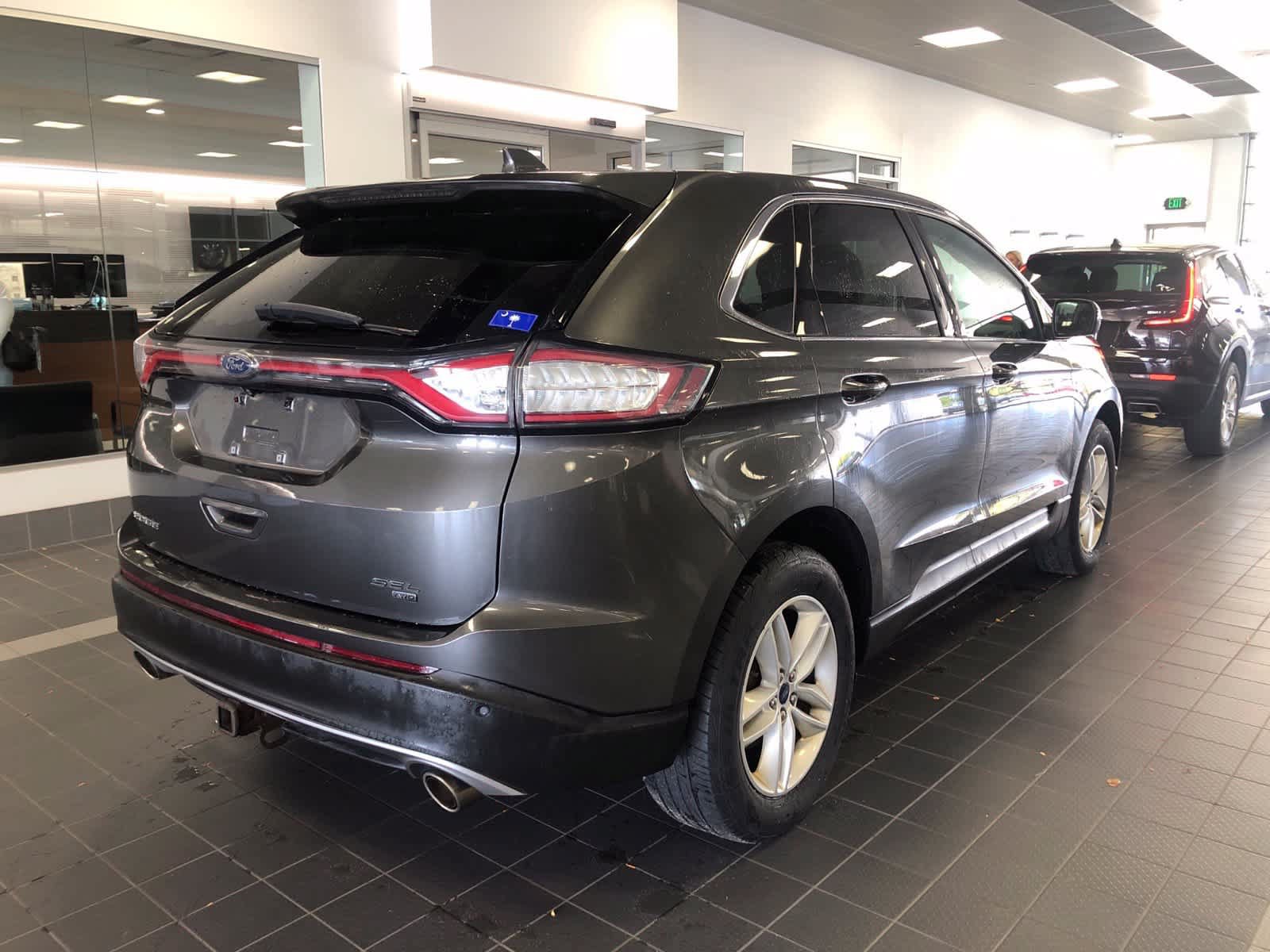Used 2017 Ford Edge SEL w/ Equipment Group 201A AWD/4WD image 4