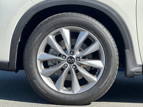 Used 2022 INFINITI QX50 Luxe image 26