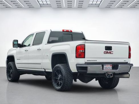 Used 2016 GMC Sierra 2500 SLT w/ Duramax Plus Package AWD/4WD image 6