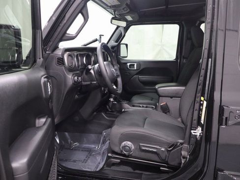 Certified 2022 Jeep Wrangler Unlimited Sport AWD/4WD image 12