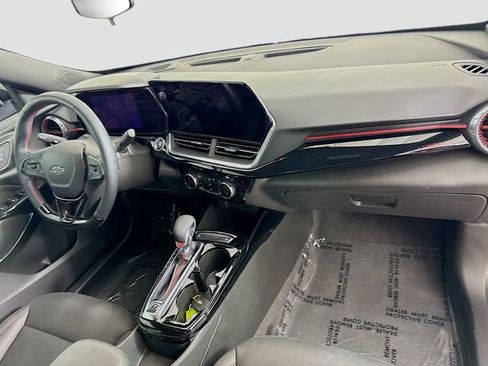 Used 2024 Chevrolet Trax RS w/ Driver Confidence Package image 27