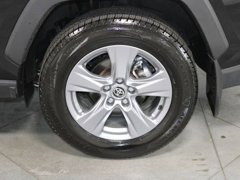 Used 2023 Toyota RAV4 XLE w/ Convenience Package image 18