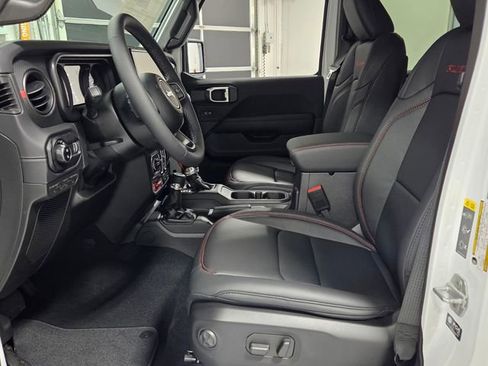 New 2026 Jeep Gladiator Rubicon AWD/4WD image 5