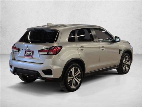 Used 2025 Mitsubishi Outlander Sport AWD image 5