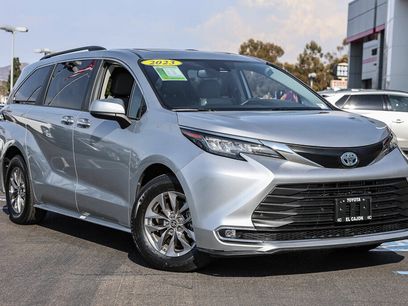 Used 2023 Toyota Sienna XLE