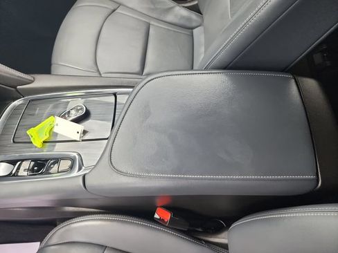 Used 2023 Buick Enclave Essence FWD image 26