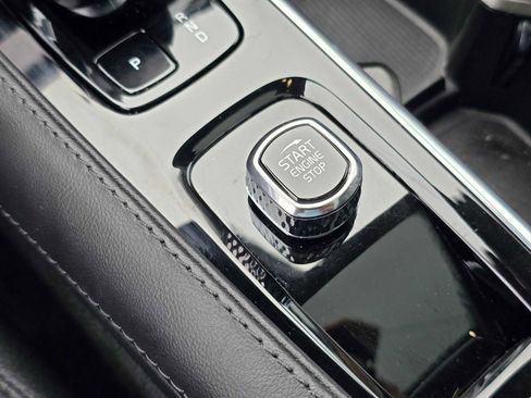 Certified 2024 Volvo XC90 T8 Plus w/ Protection Package Premier image 34