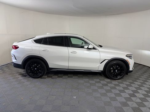 Certified 2023 BMW X6 xDrive40i w/ Premium Package AWD/4WD image 8