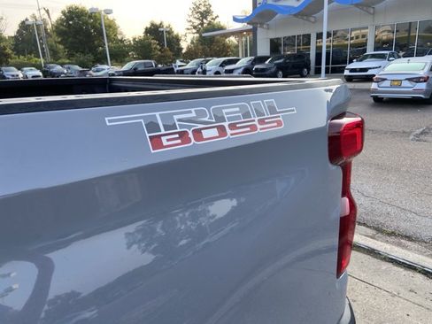 Used 2025 Chevrolet Silverado 1500 Custom Trail Boss AWD/4WD image 53