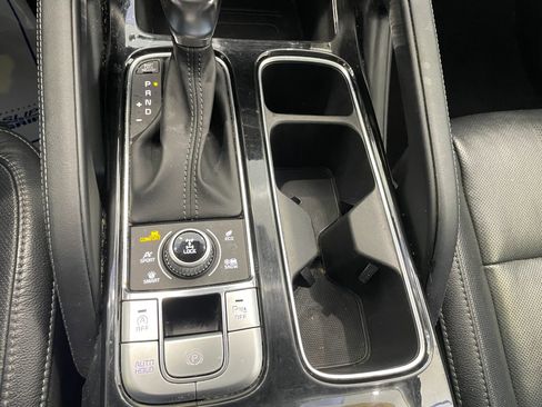 Used 2021 Kia Telluride EX w/ EX Premium Package AWD/4WD image 17