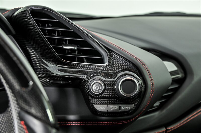 Used 2016 Ferrari 488 GTB RWD image 30
