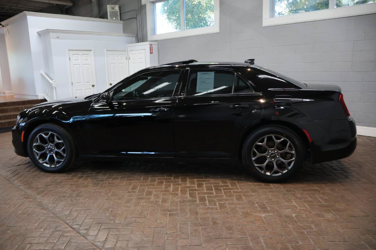 Used 2015 Chrysler 300 S w/ 300S Premium Group AWD/4WD image 4