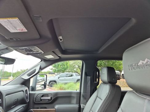 Used 2020 Chevrolet Silverado 2500 High Country w/ Z71 Off-Road Package AWD/4WD image 29