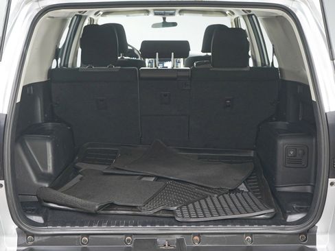 Used 2016 Toyota 4Runner SR5 image 9