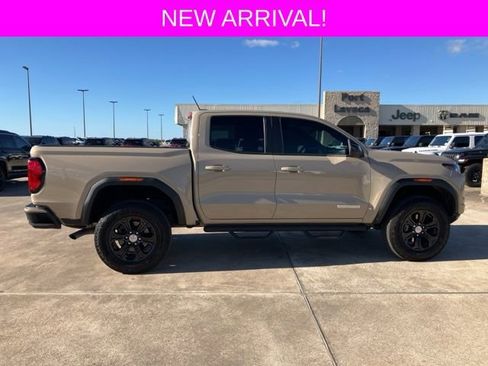 Used 2024 GMC Canyon Elevation w/ Convenience Package image 8