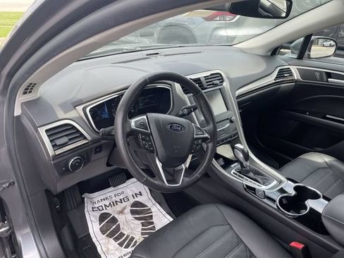 Used 2014 Ford Fusion SE w/ Equipment Group 202A FWD image 18