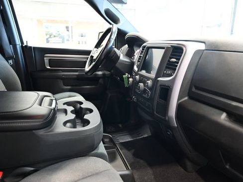 Used 2022 RAM 1500 Classic Warlock AWD/4WD image 14