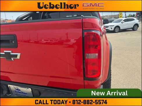 Used 2018 Chevrolet Colorado ZR2 AWD/4WD image 8